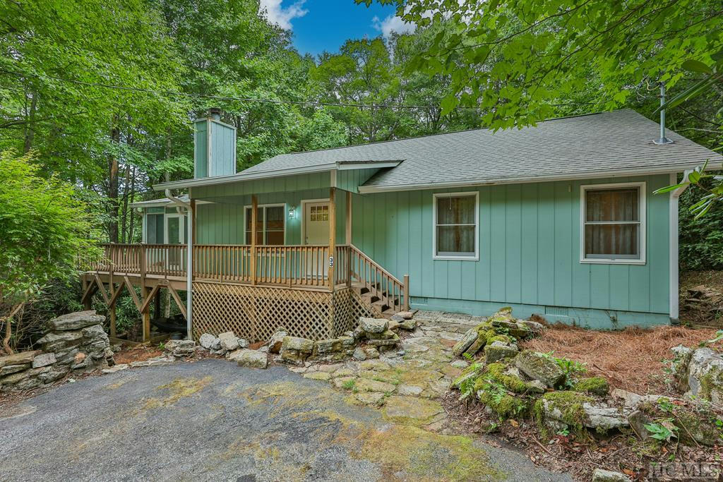 33 LUCAS LN, HIGHLANDS, NC 28741, photo 1 of 29