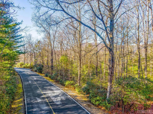 HM 27 HAWK MOUNTAIN ROAD, LAKE TOXAWAY, NC 28747, photo 2 of 14